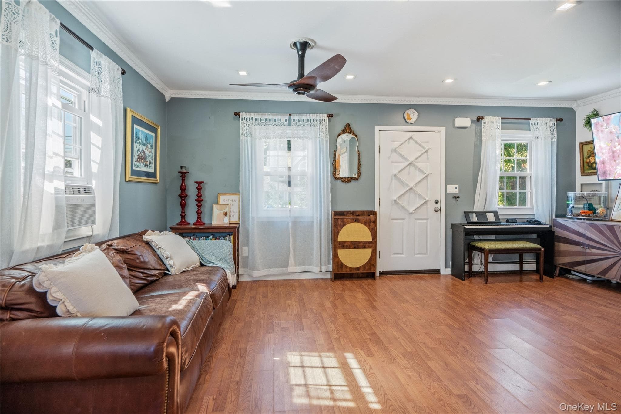 422 Myrtle Avenue thumbnail 5