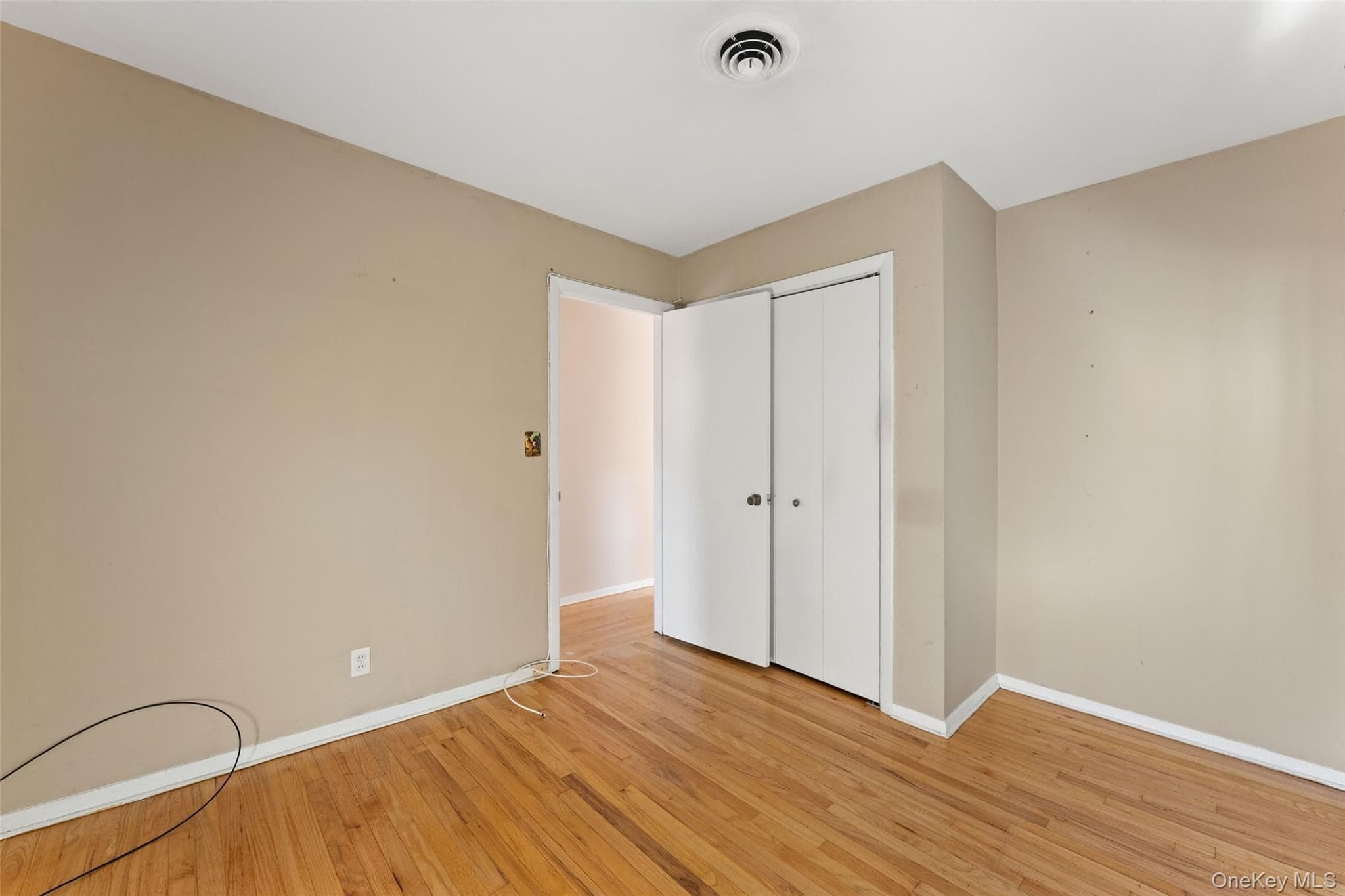 53 Stanley Avenue thumbnail 20