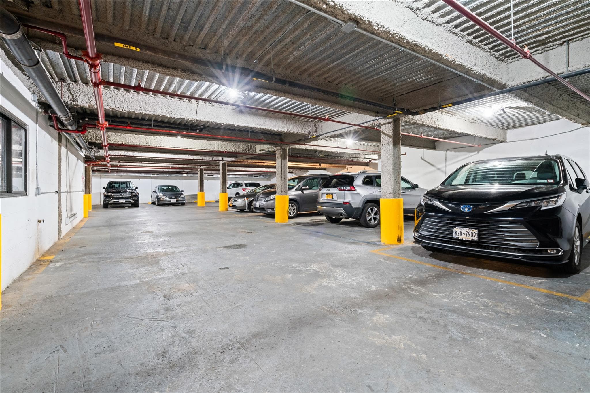 136-46 41st Avenue Unit: 6A thumbnail 34