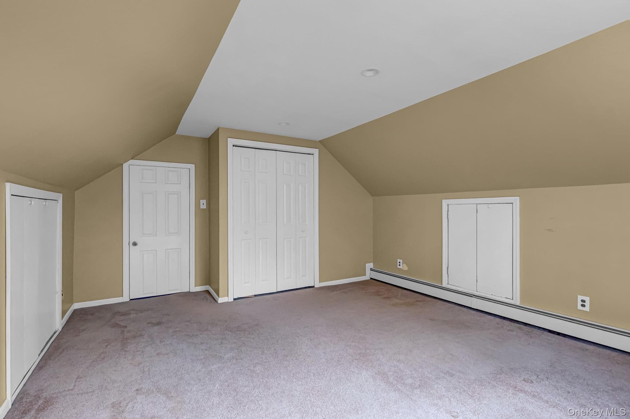 948 Simon Place thumbnail 28