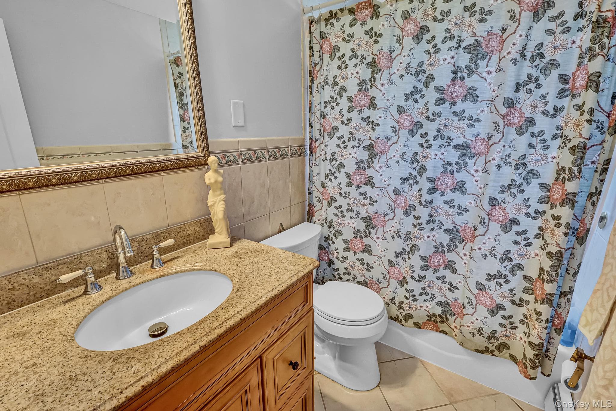 948 Simon Place thumbnail 26