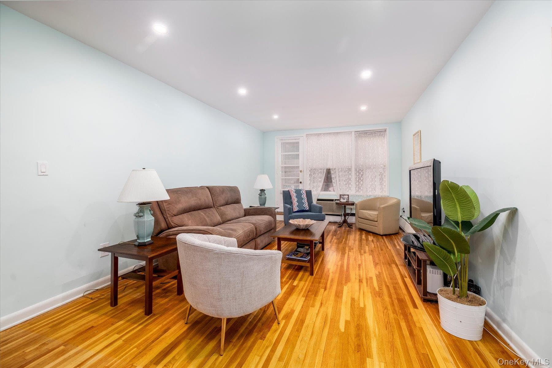 120 Morris Avenue Unit: C9 thumbnail 5