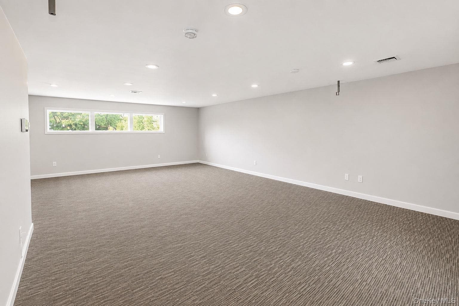 362 Mooney Pond Road thumbnail 9