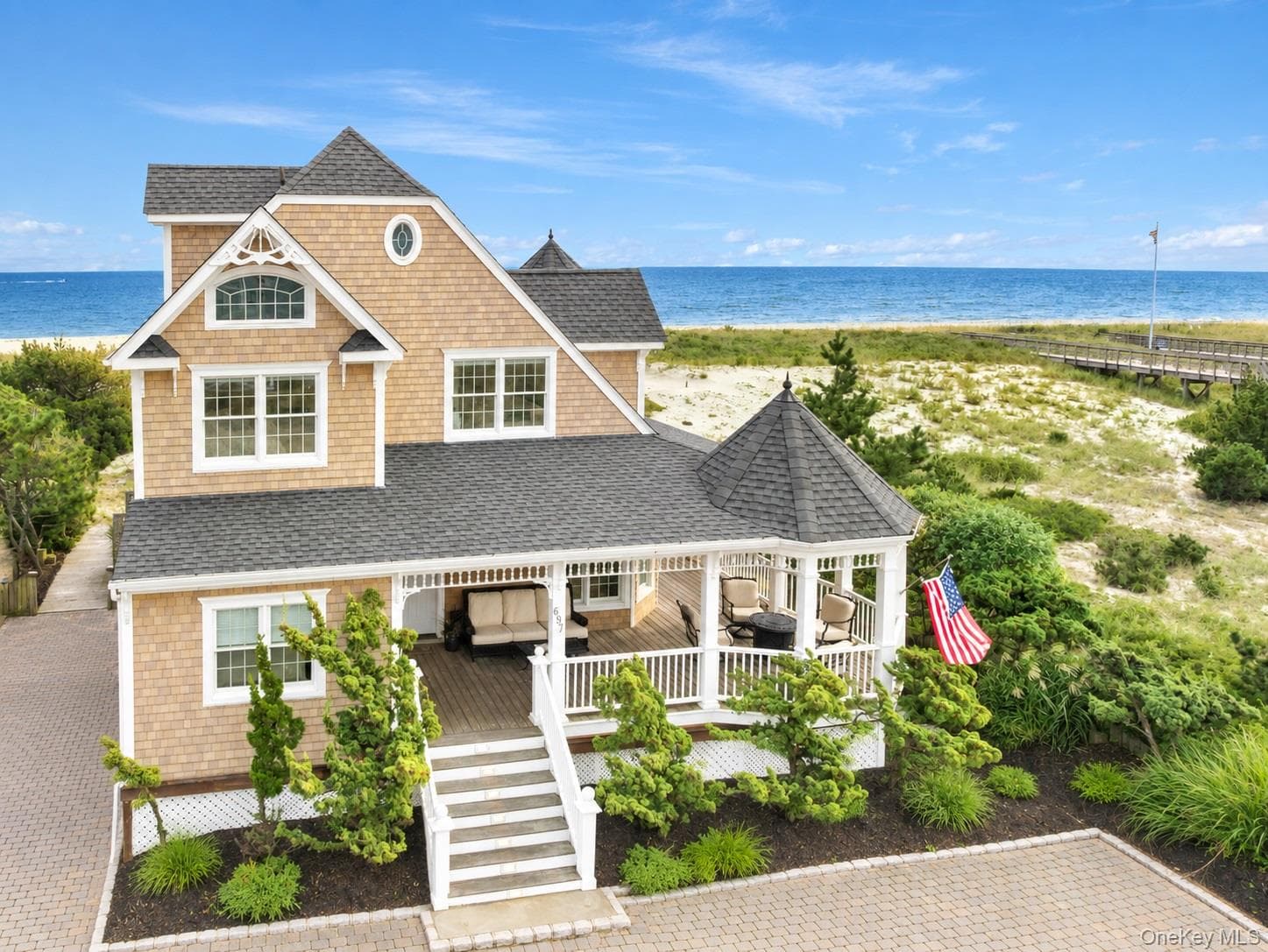 697 Dune Road thumbnail 3