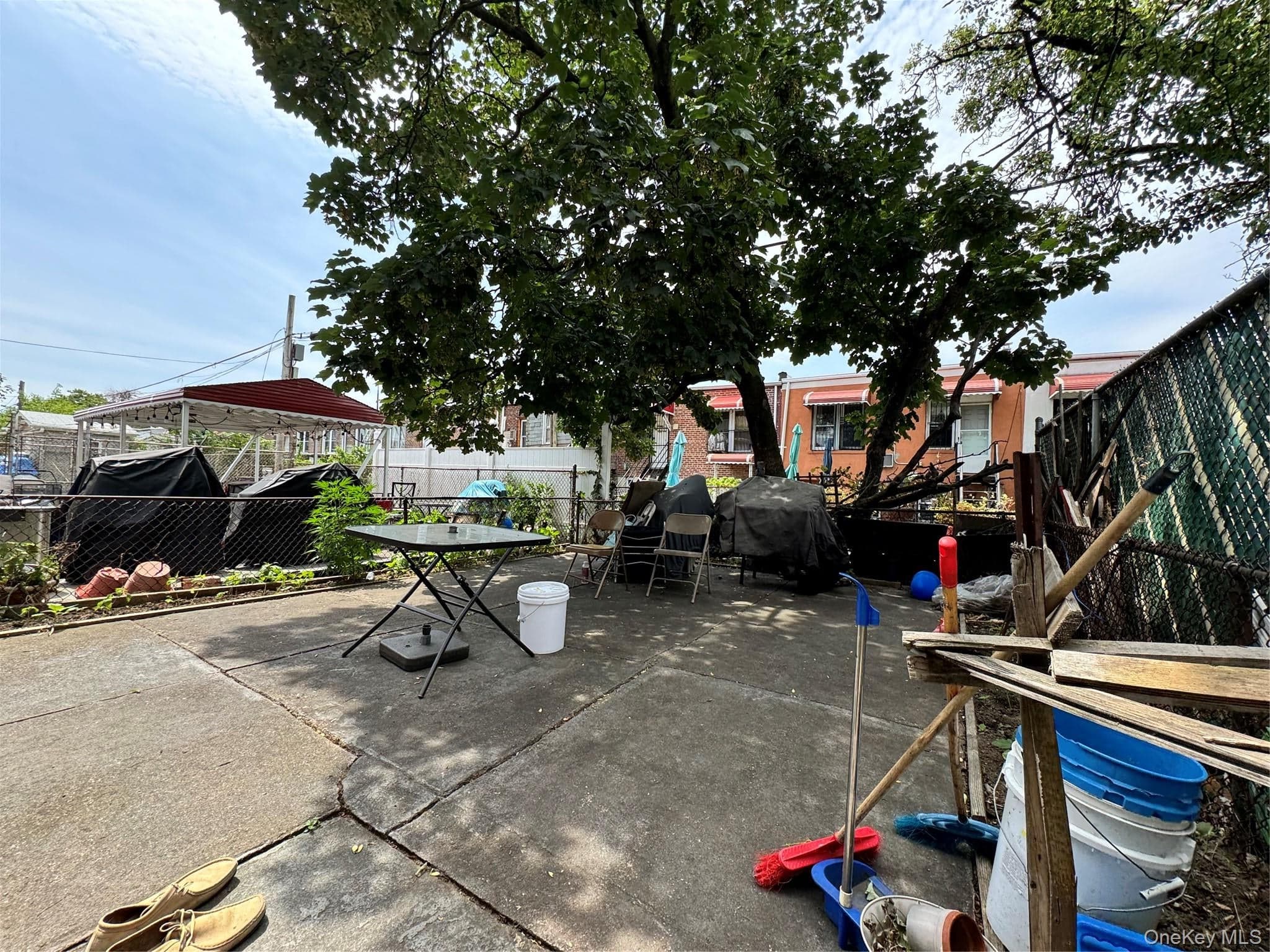 648 E 93rd Street thumbnail 10
