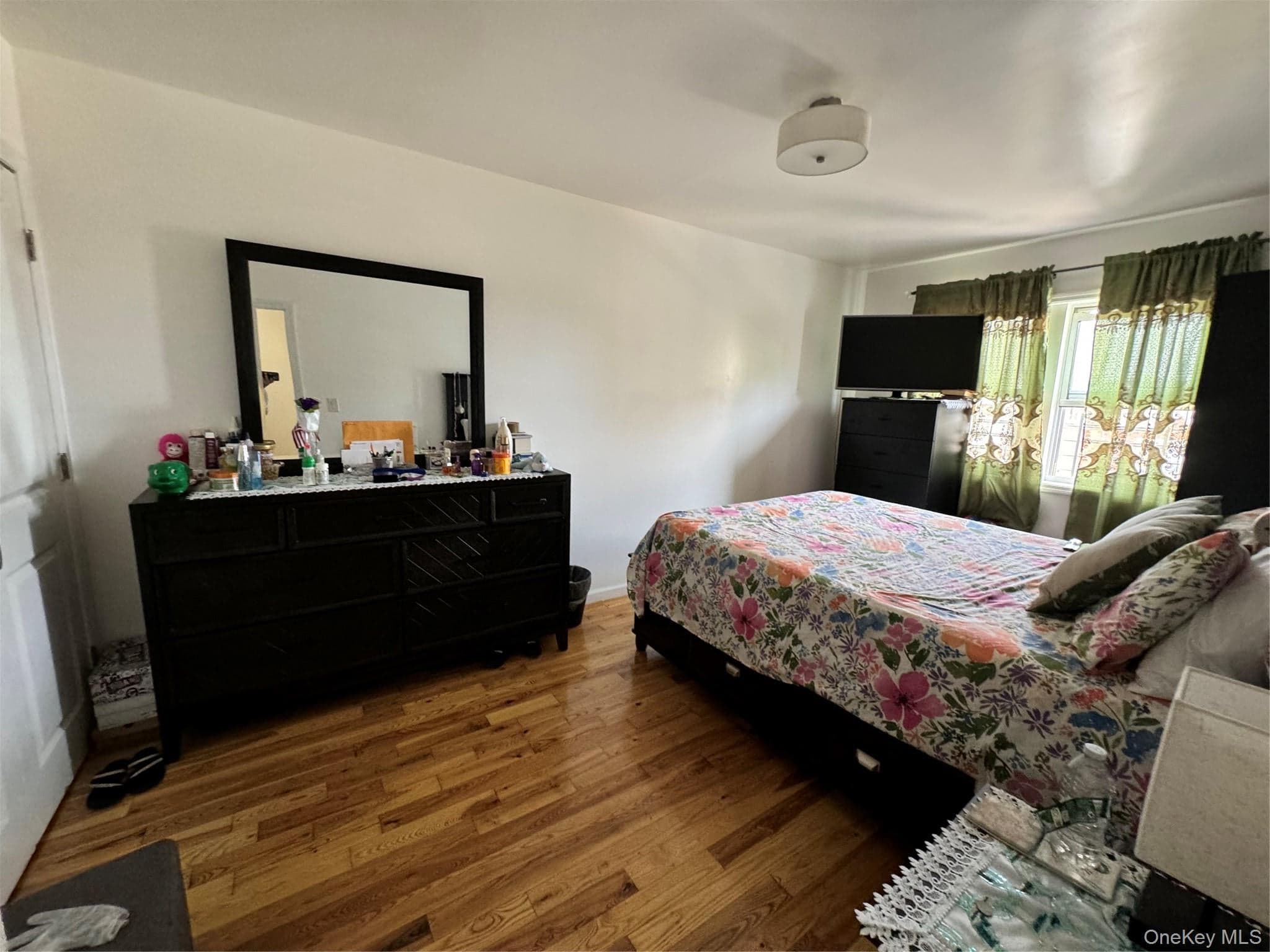 648 E 93rd Street thumbnail 27