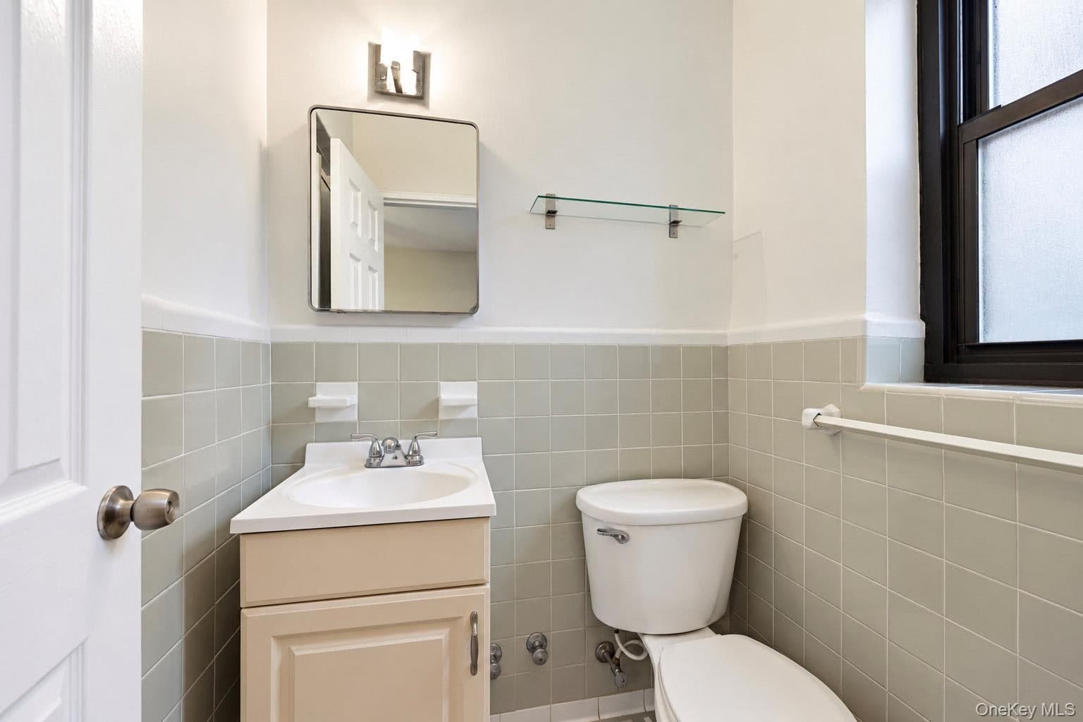 325 Main Street Unit: 2G thumbnail 14