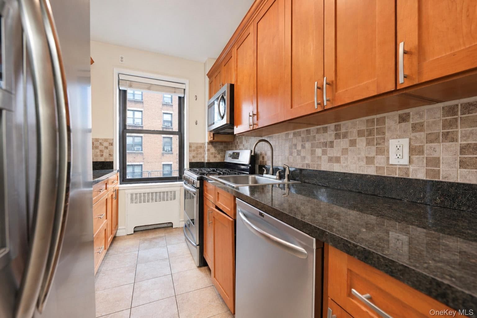 325 Main Street Unit: 2G thumbnail 9