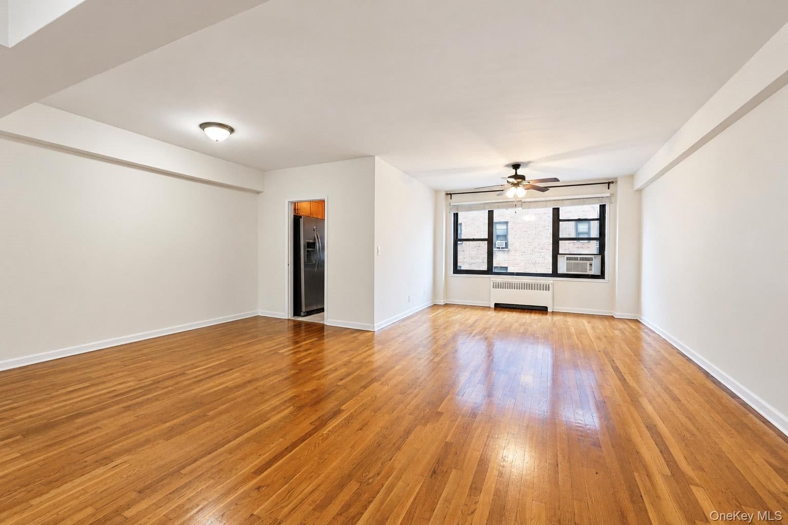 325 Main Street Unit: 2G thumbnail 6