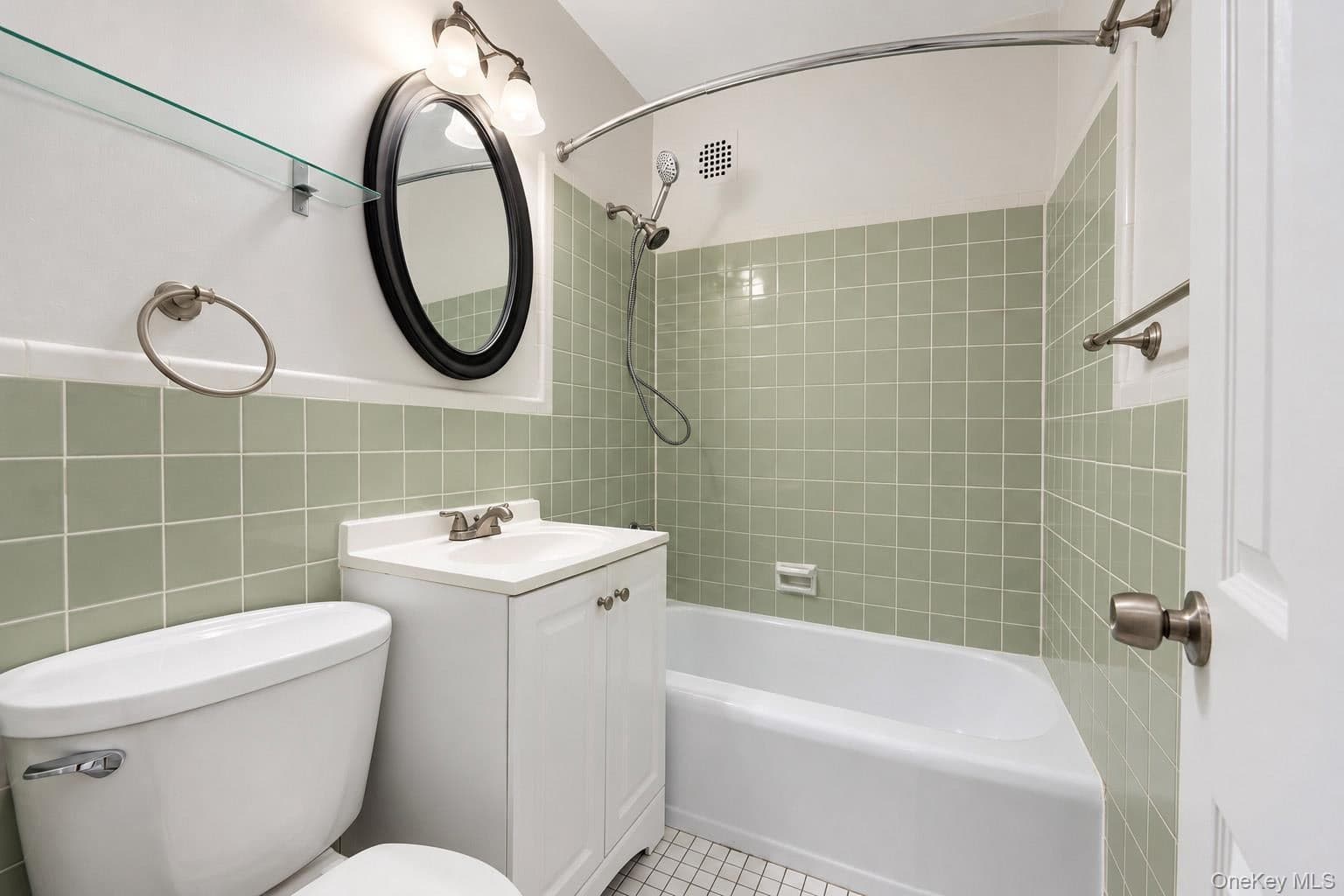 325 Main Street Unit: 2G thumbnail 15