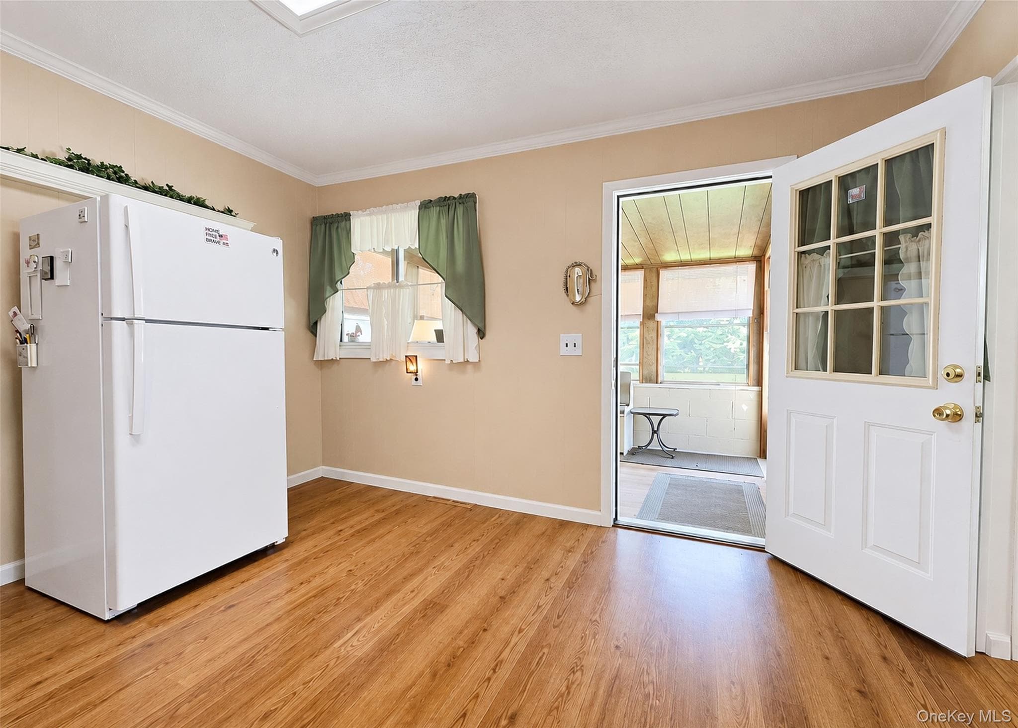 102 Magnolia Drive thumbnail 7