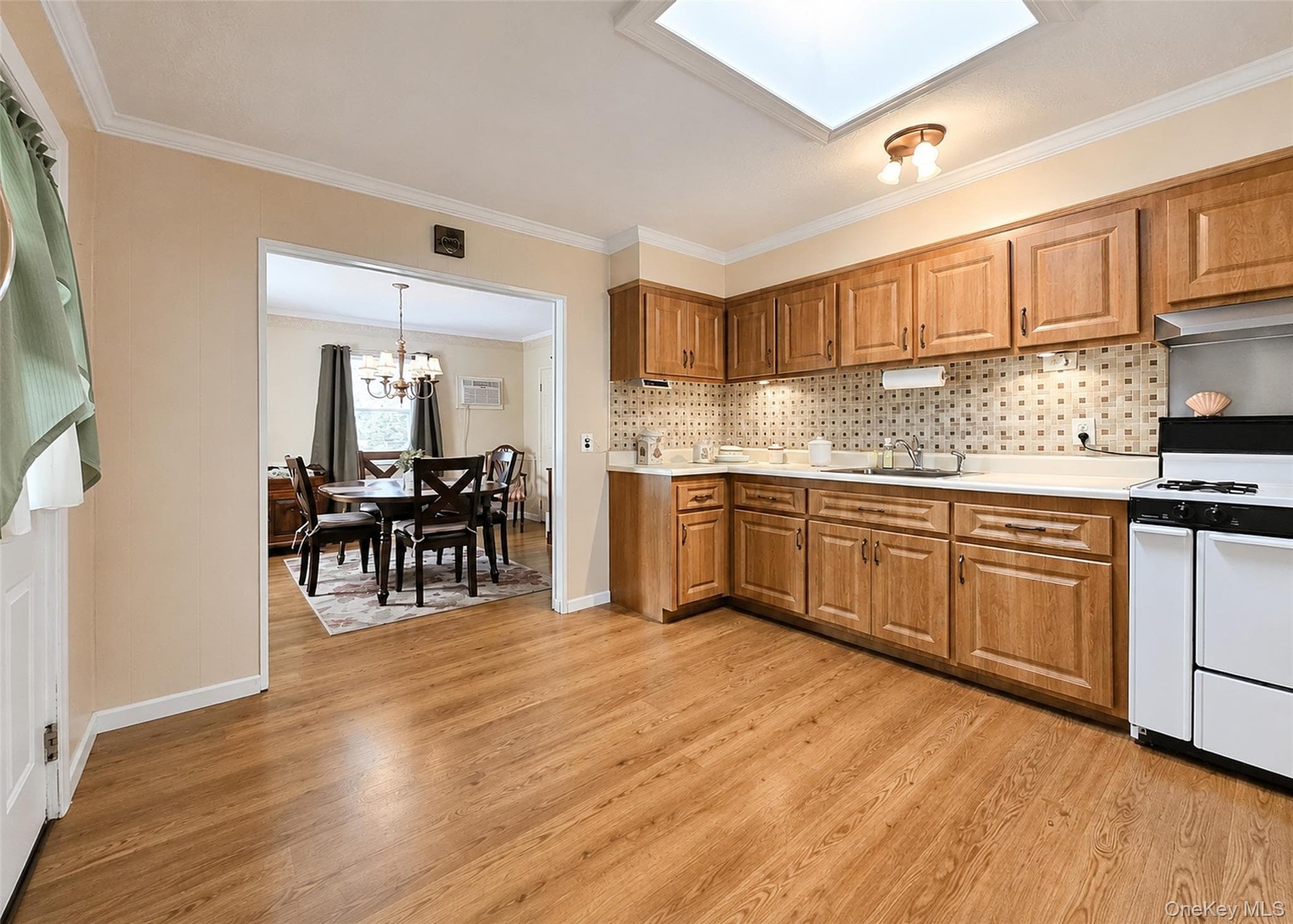 102 Magnolia Drive thumbnail 6
