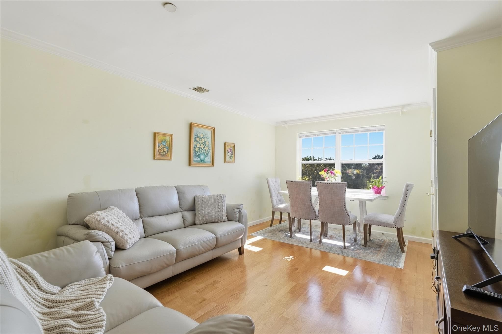 300 Woodcrest Lane Unit: 329 thumbnail 3