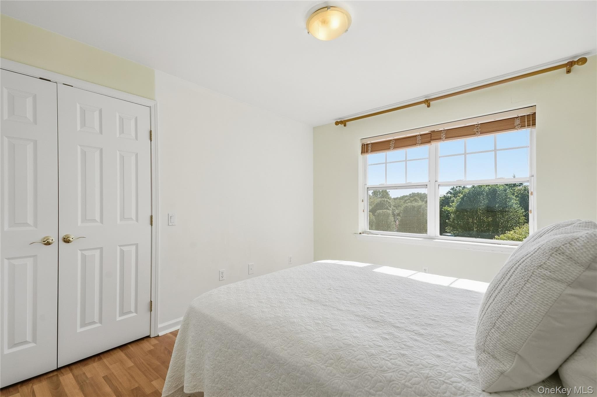 300 Woodcrest Lane Unit: 329 thumbnail 13