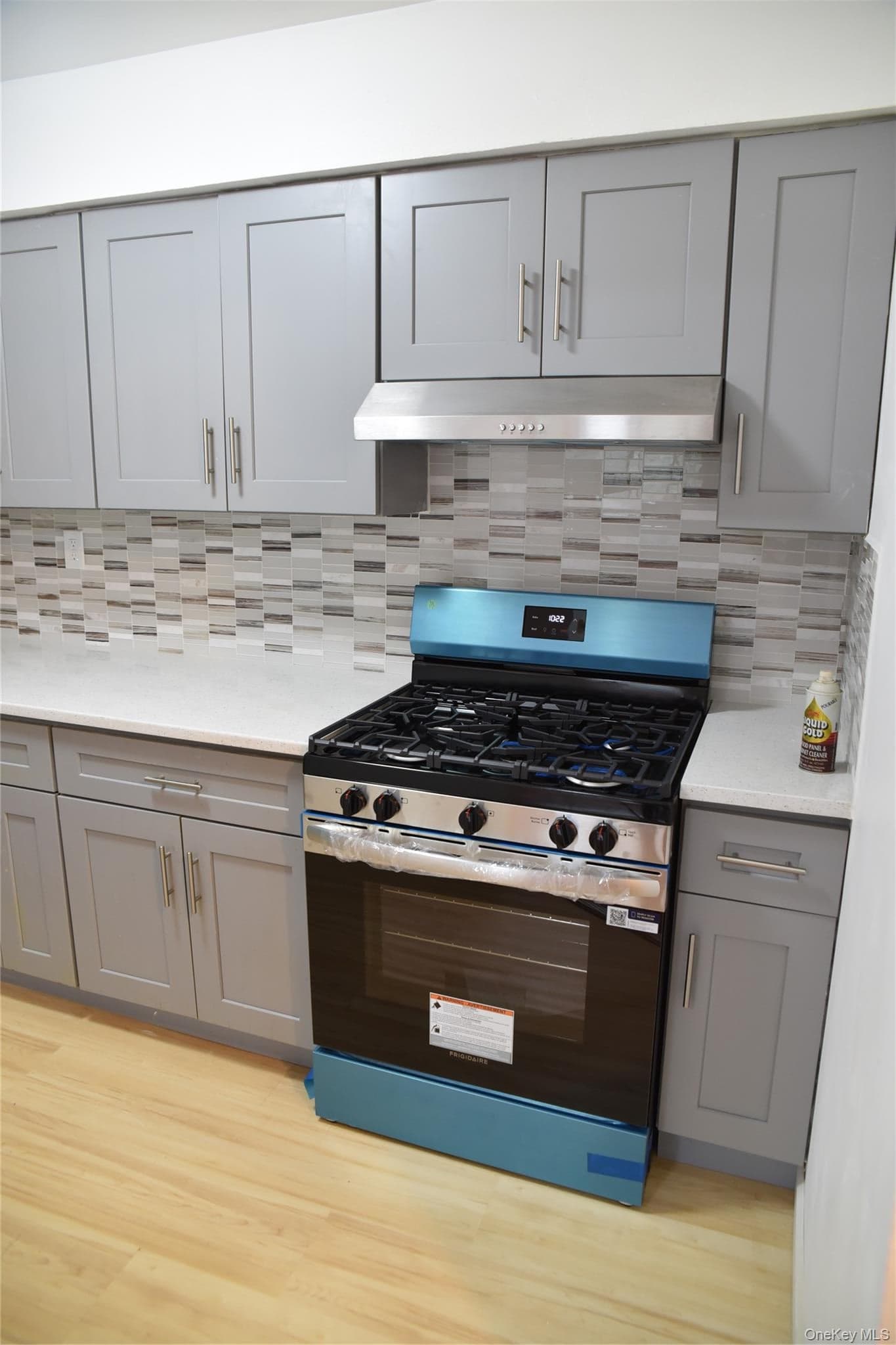 3304 Wickham Avenue thumbnail 18