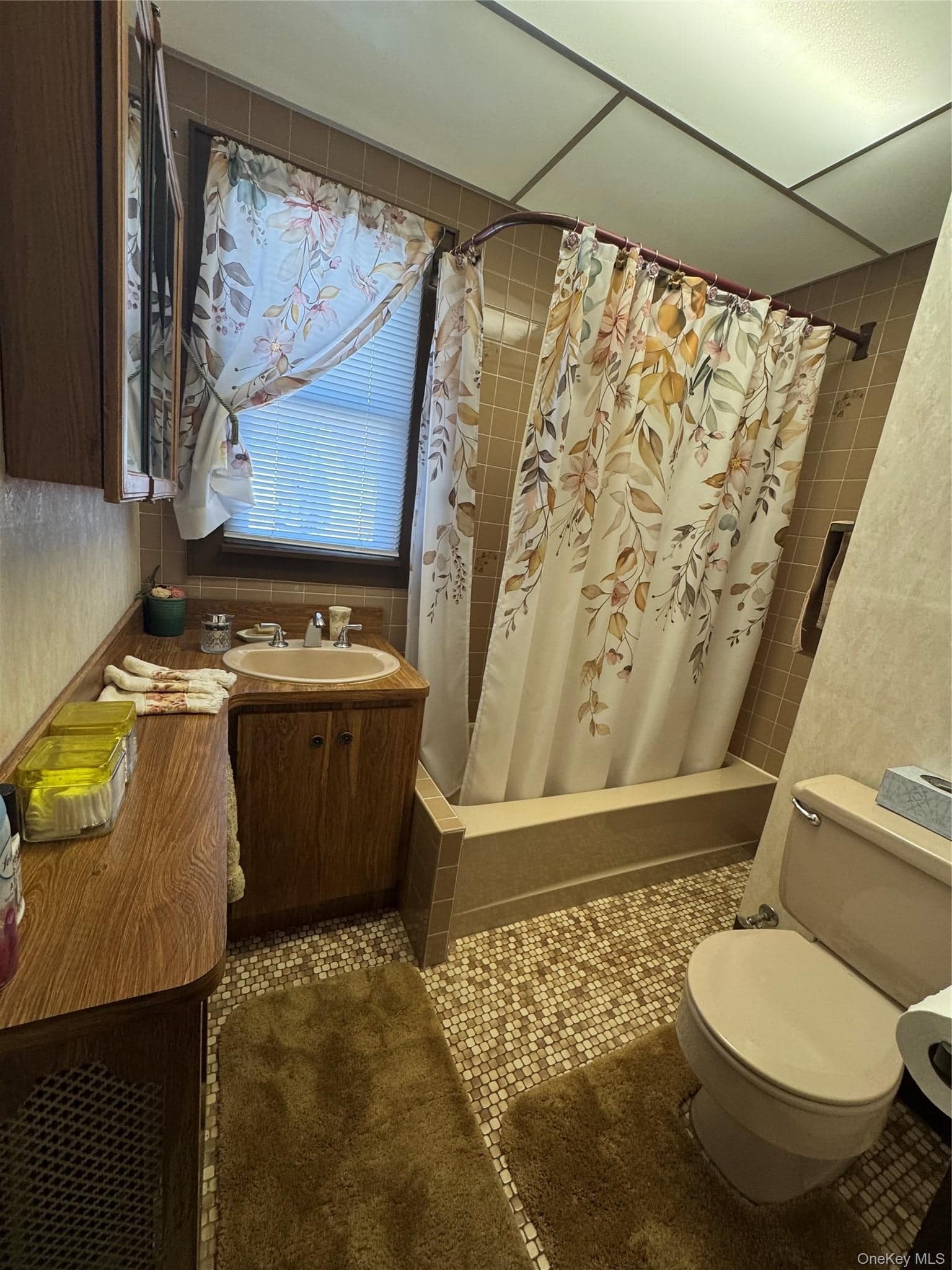 8114 Margaret Place thumbnail 11