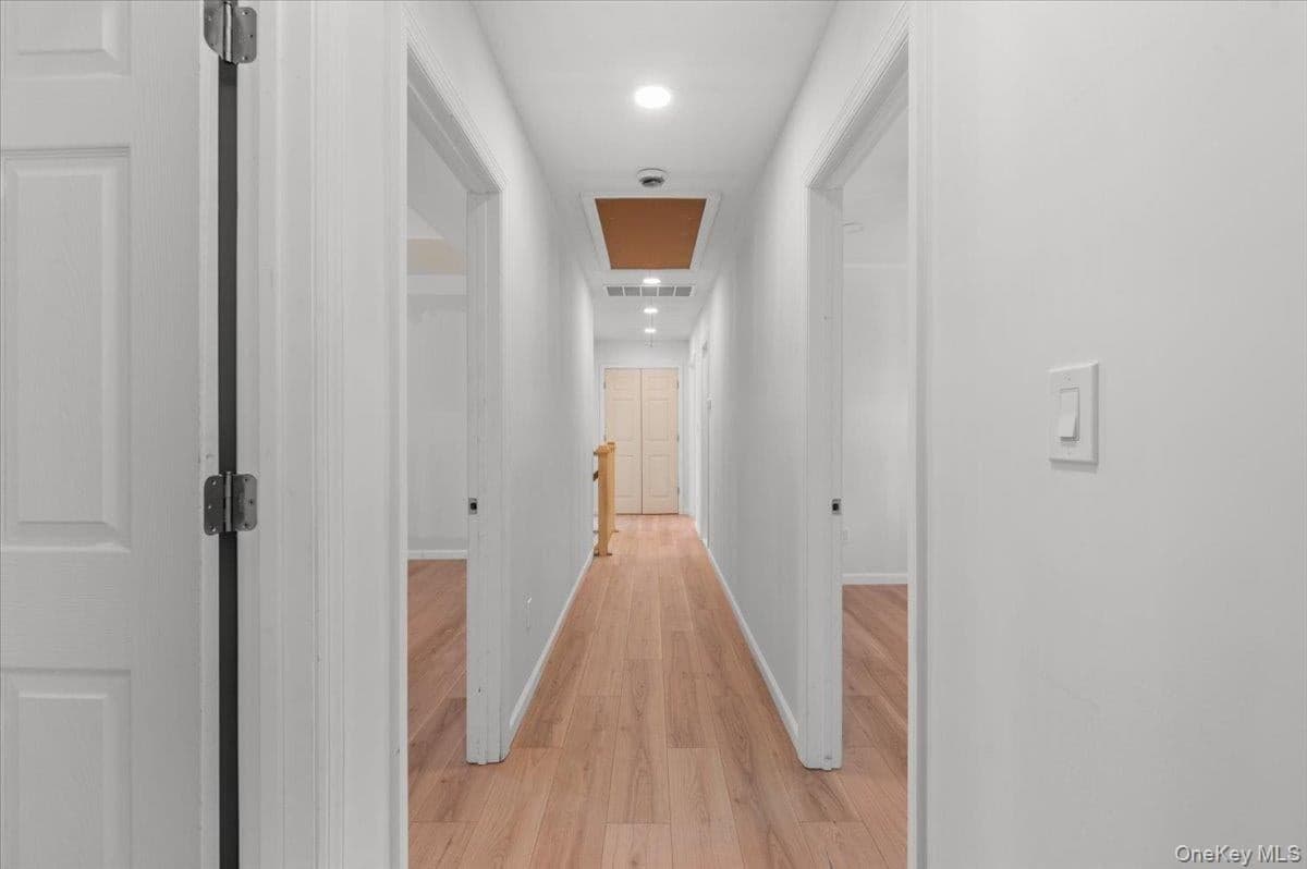 119 Sprucewood Drive thumbnail 17