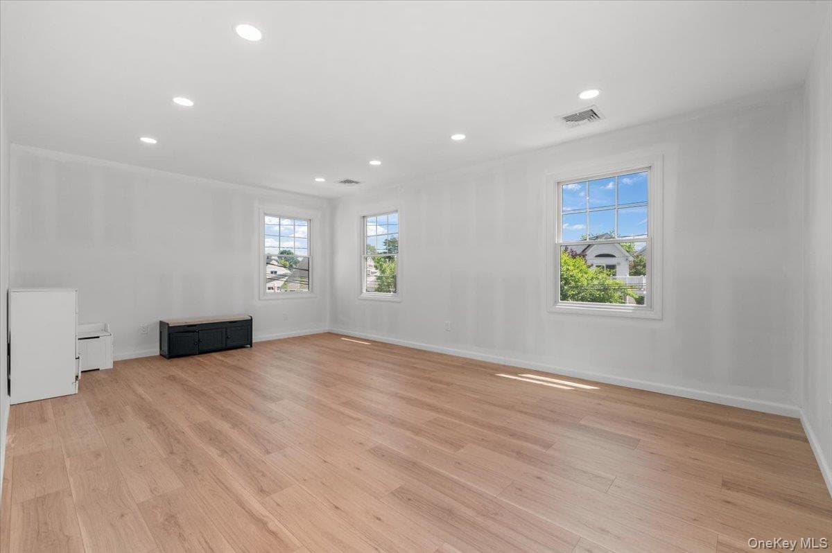 119 Sprucewood Drive thumbnail 20