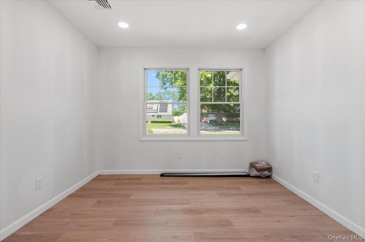 119 Sprucewood Drive thumbnail 15