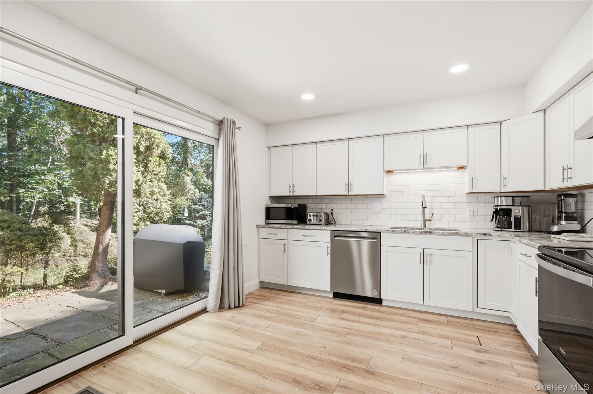 446 Heritage Hills Unit: D thumbnail 3