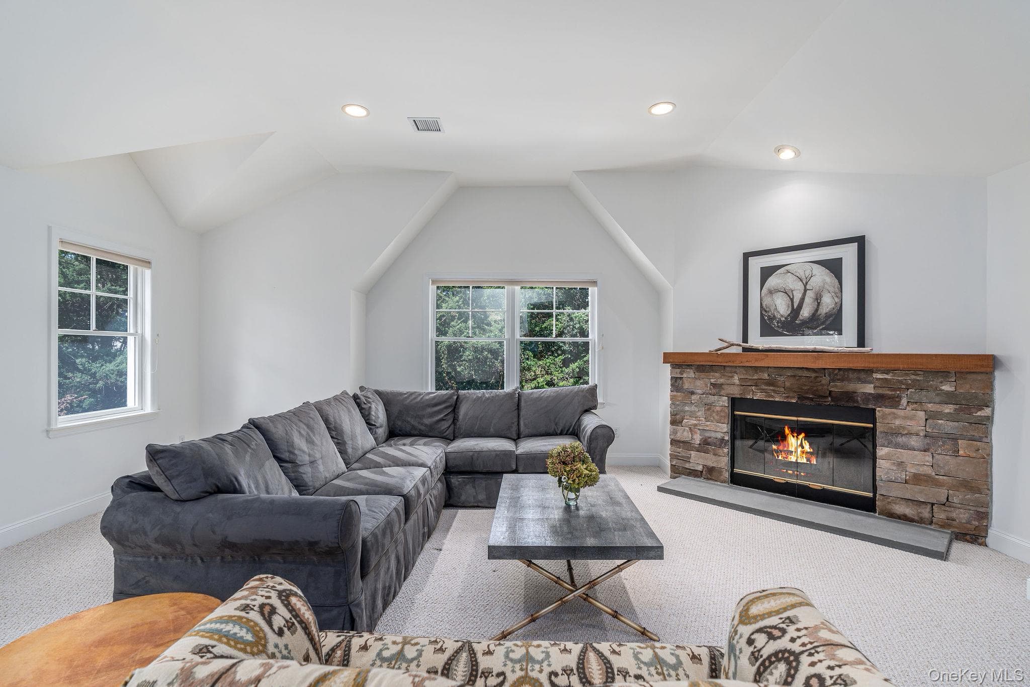 775 Mulford Court thumbnail 32