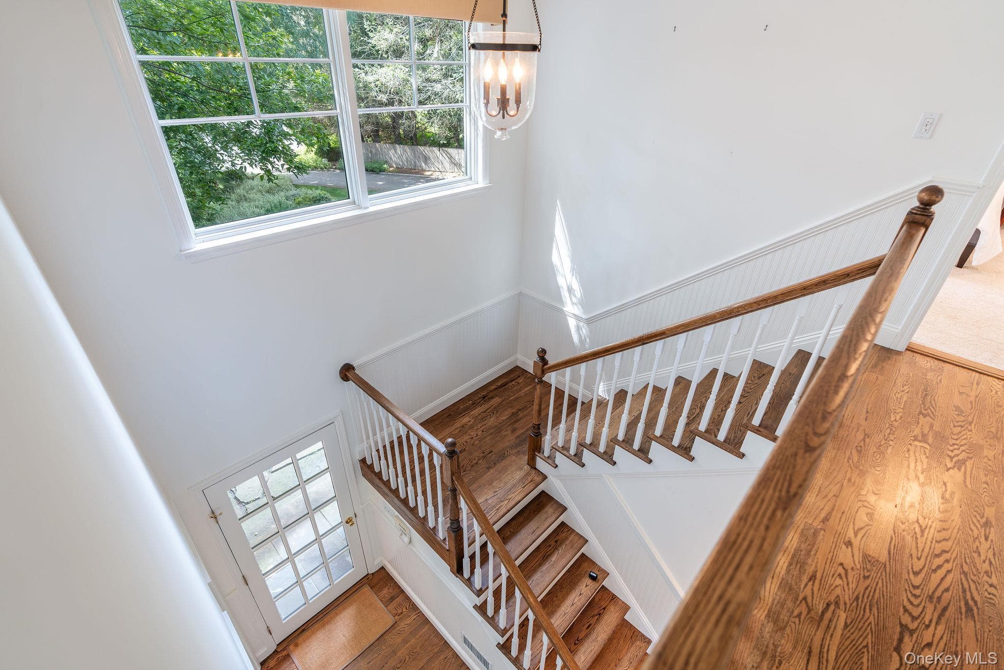 775 Mulford Court thumbnail 17