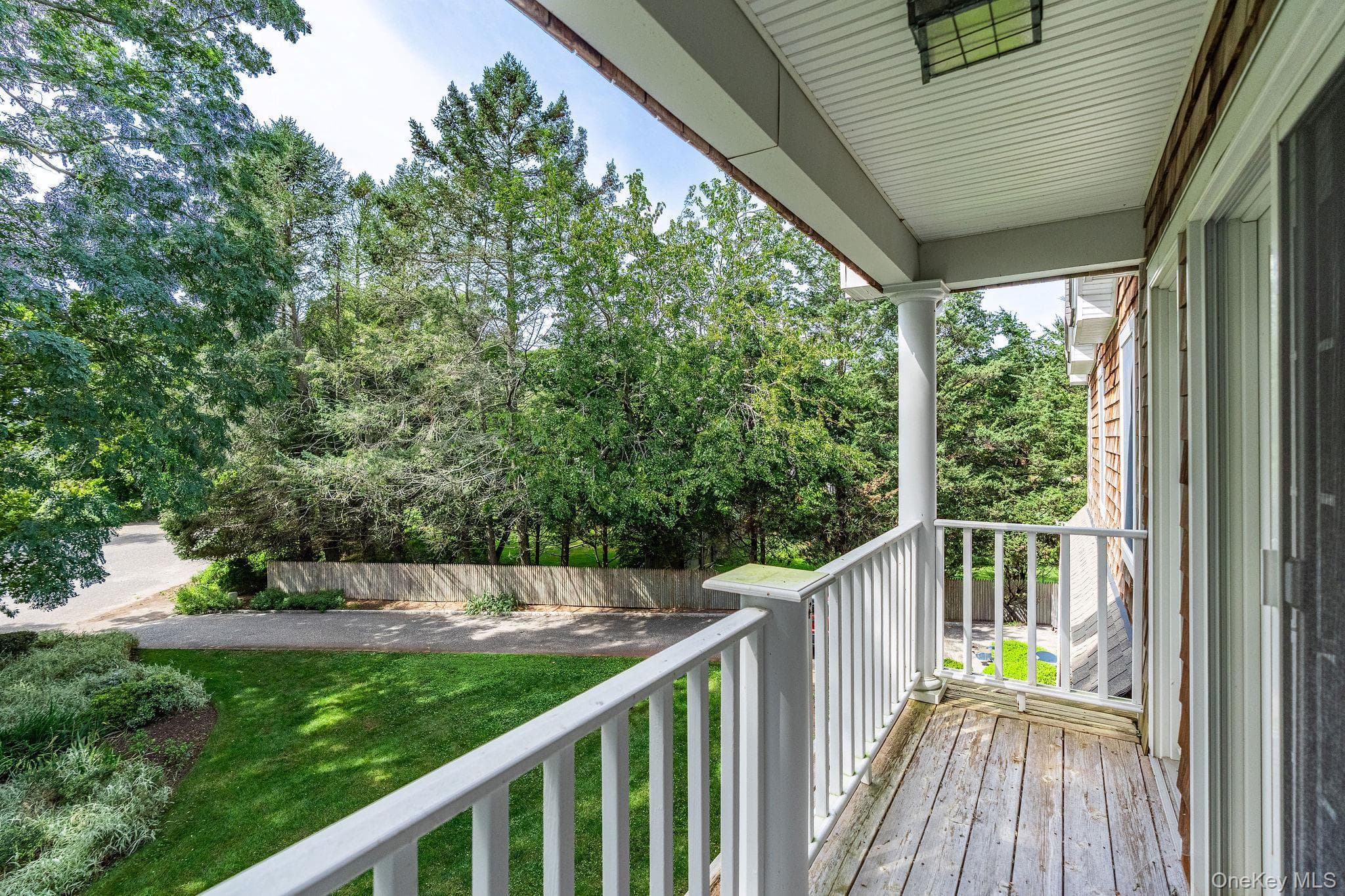 775 Mulford Court thumbnail 22