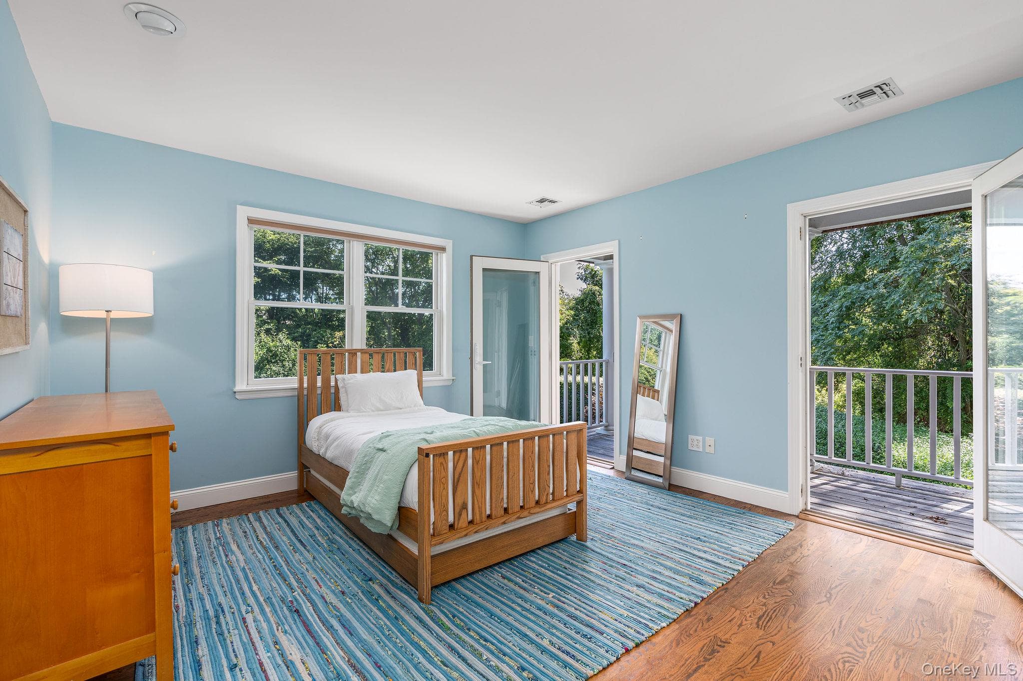 775 Mulford Court thumbnail 23