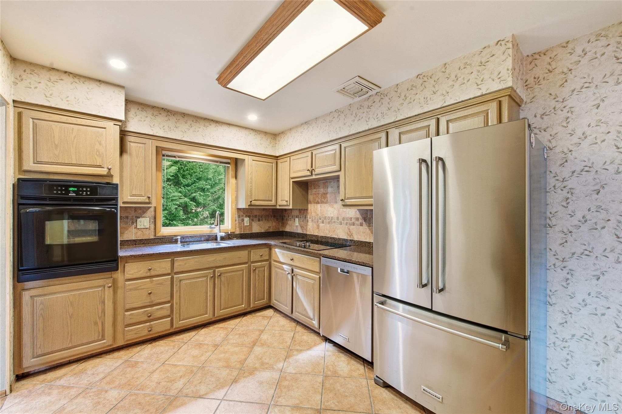 2554 Linden Lane thumbnail 18