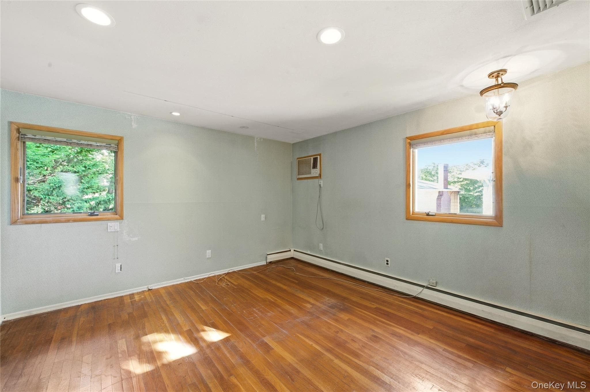 2554 Linden Lane thumbnail 24