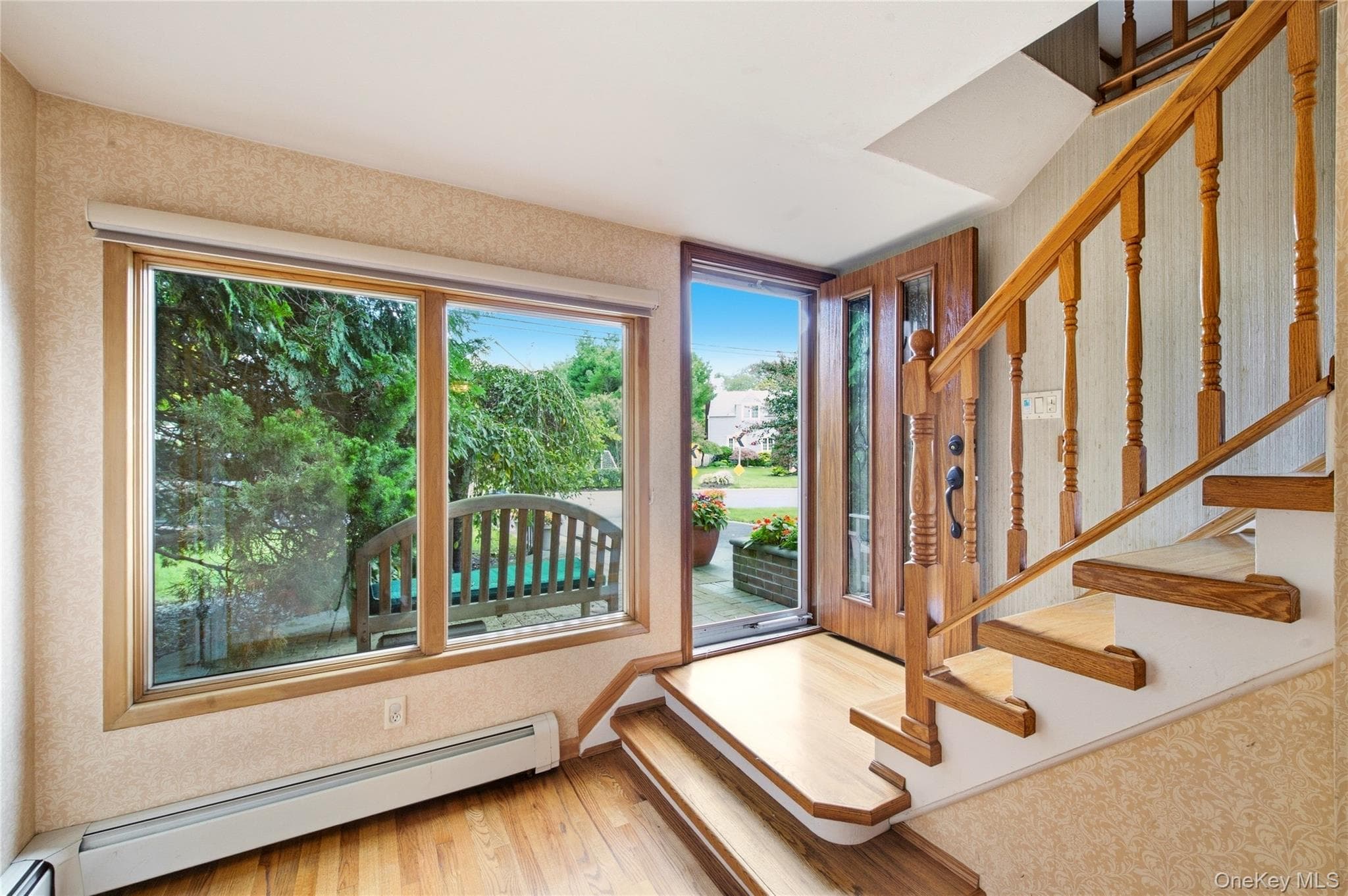 2554 Linden Lane thumbnail 2