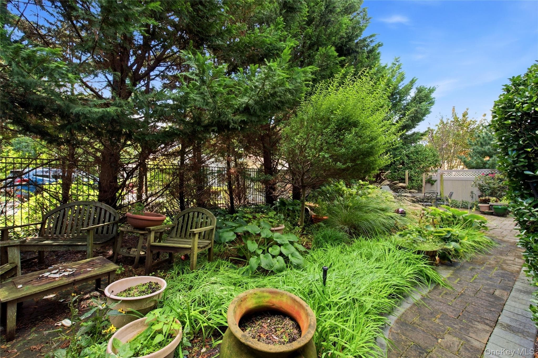 2554 Linden Lane thumbnail 30