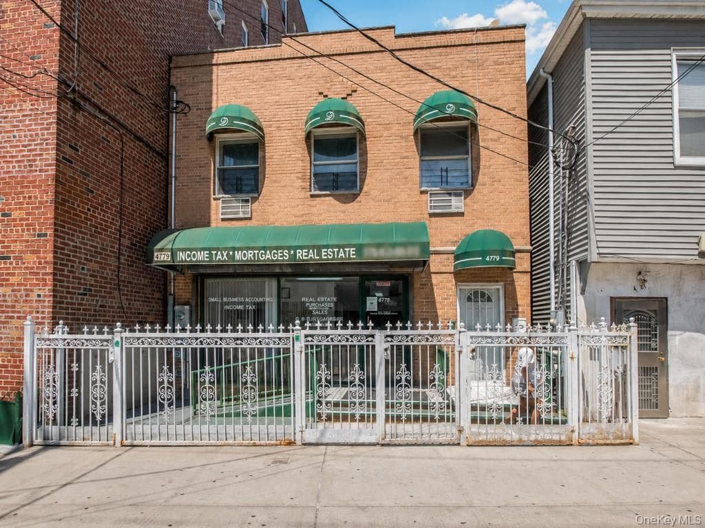 4779 White Plains Road, Bronx