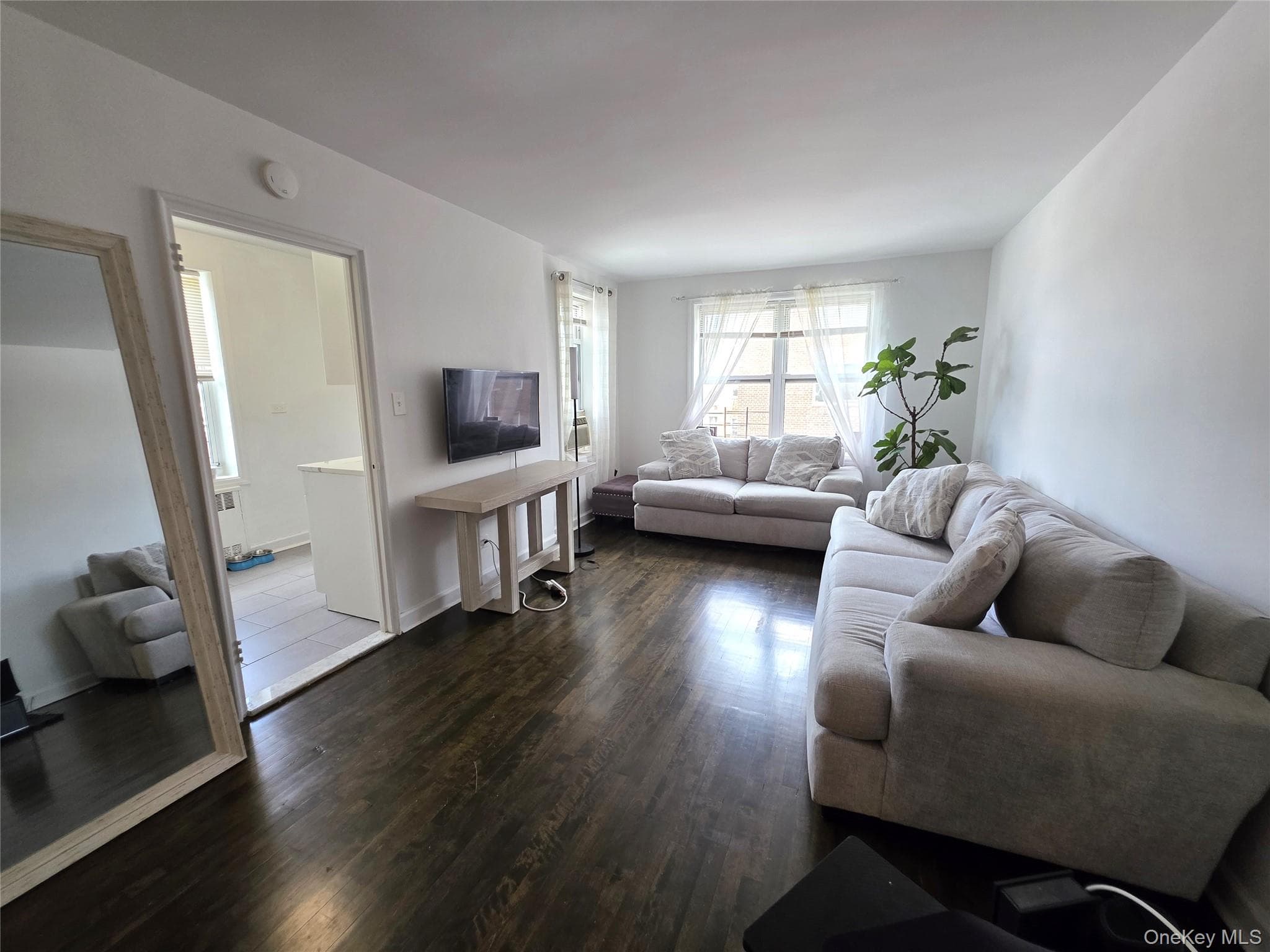 33-15 81st Street Unit: 5D photo 1