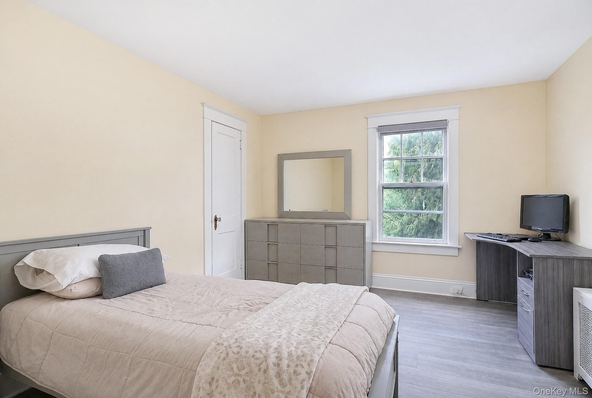 264 Quaker Hill Road thumbnail 19