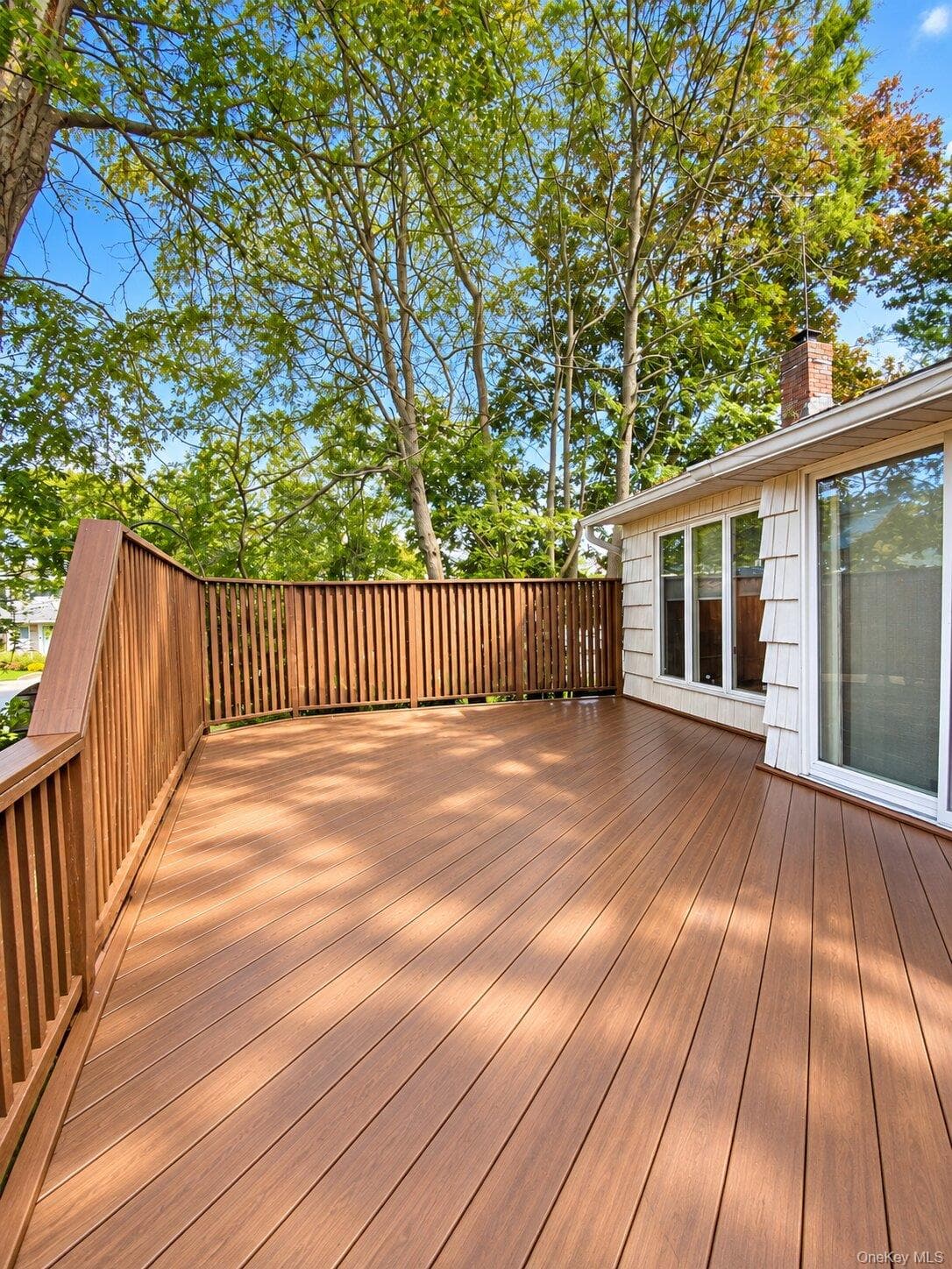 105 Serpentine Lane thumbnail 25