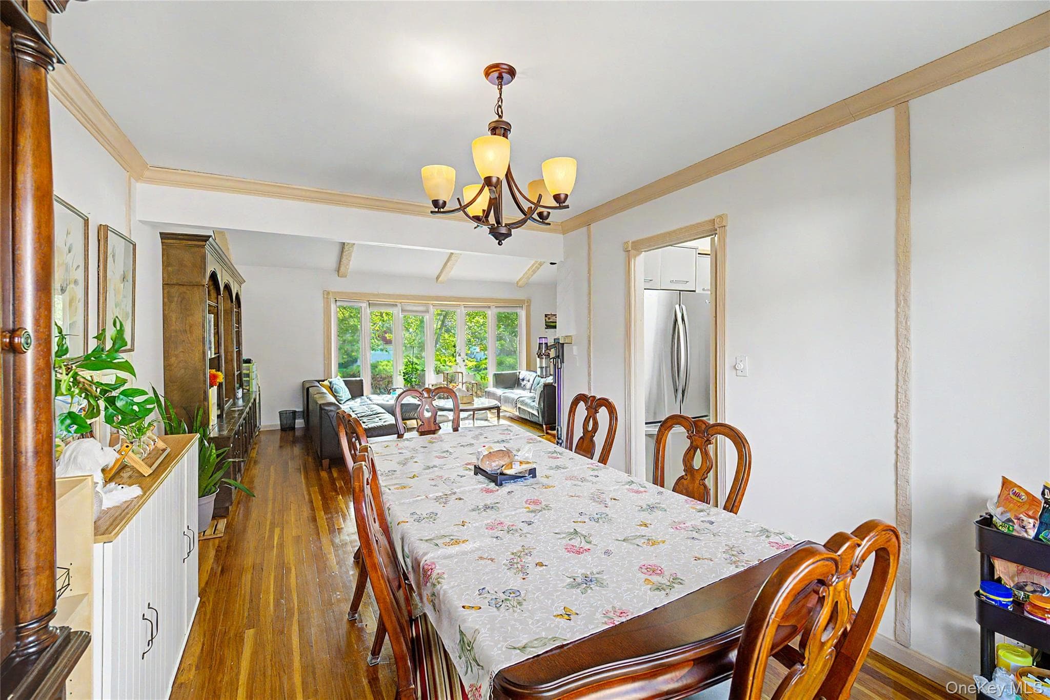 105 Serpentine Lane thumbnail 9