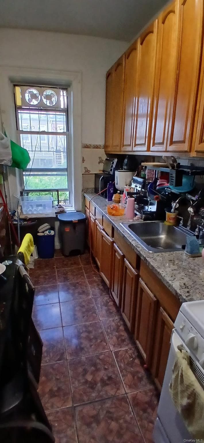 217 Hemlock Street thumbnail 6