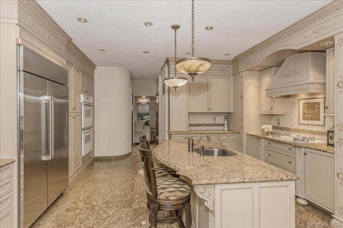 21 Chauncey Place thumbnail 14