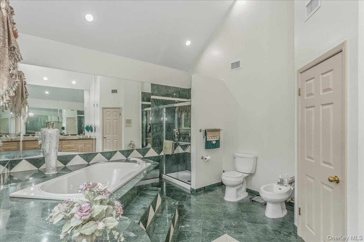 21 Chauncey Place thumbnail 25