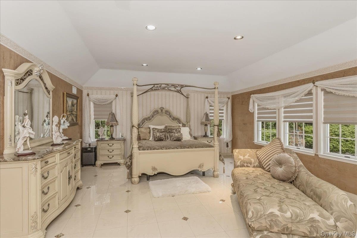 21 Chauncey Place thumbnail 23
