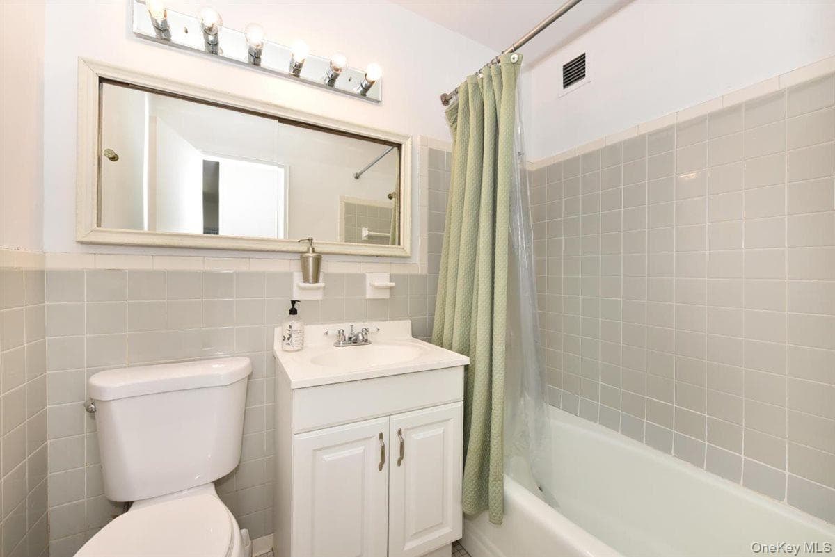 175-20 Wexford Terrace Unit: 16L thumbnail 12