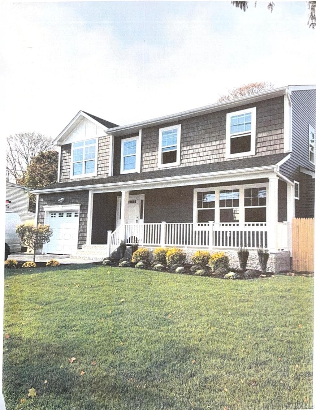 190 Country Road, Medford