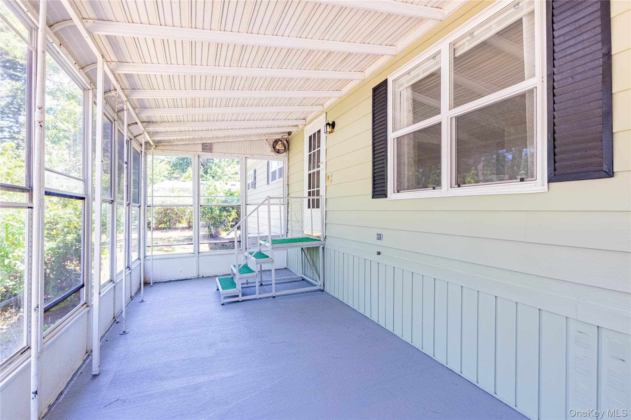 525 Riverleigh Avenue Unit: 106 thumbnail 21