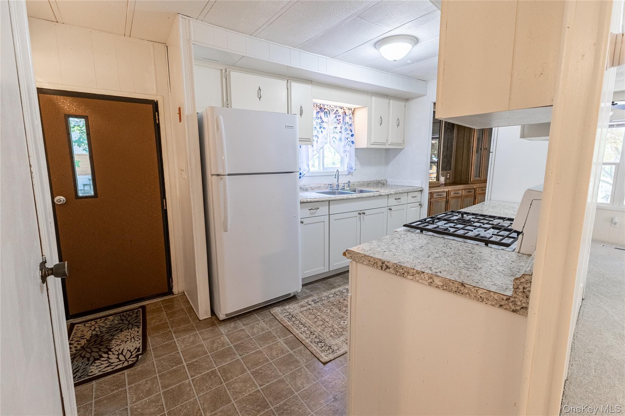 525 Riverleigh Avenue Unit: 106 thumbnail 6