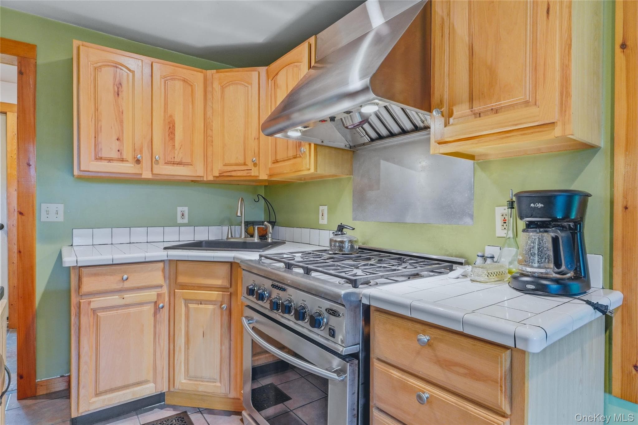 371 Crescent Avenue thumbnail 11