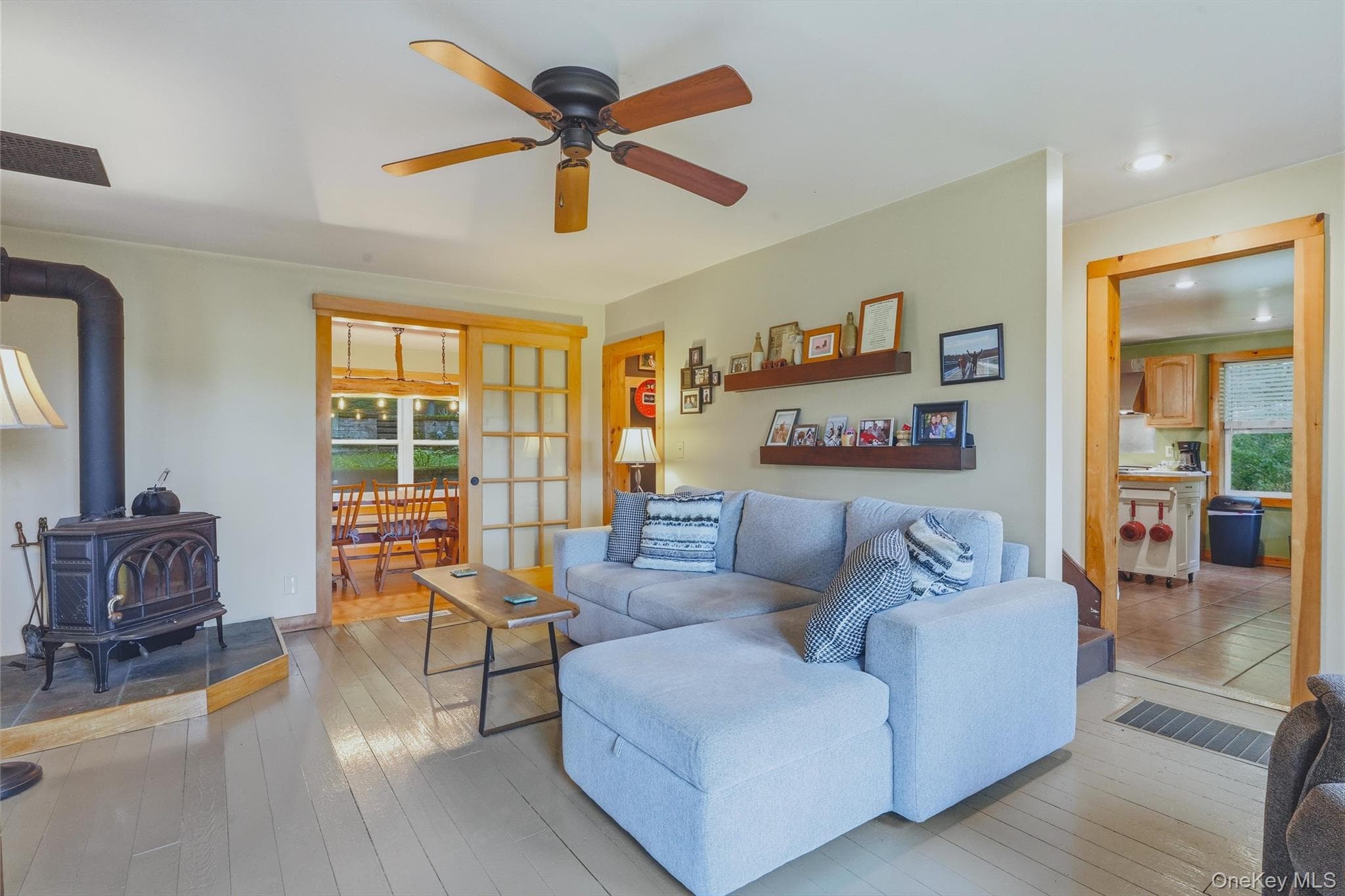 371 Crescent Avenue thumbnail 2