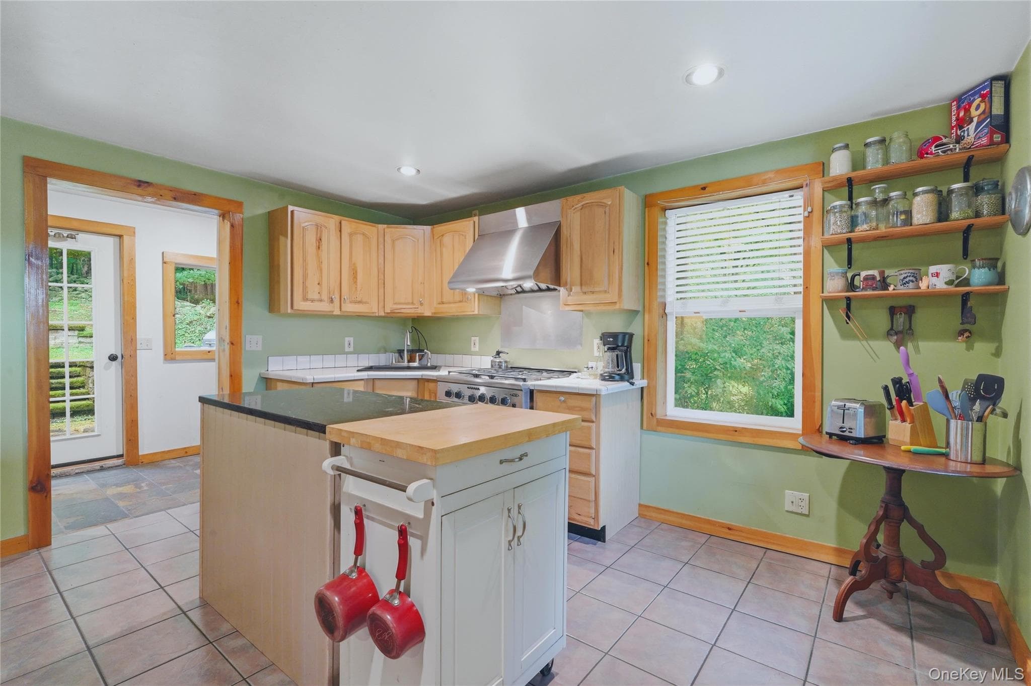 371 Crescent Avenue thumbnail 10