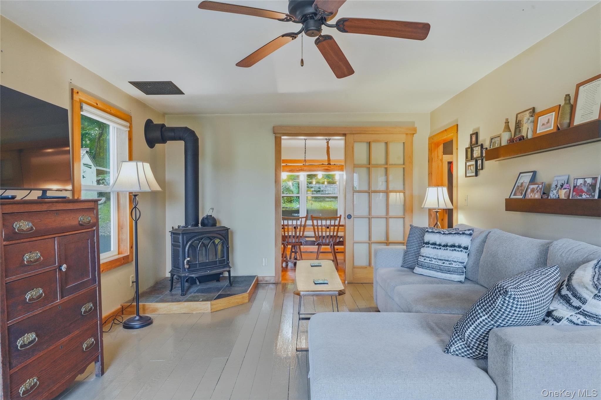 371 Crescent Avenue thumbnail 4