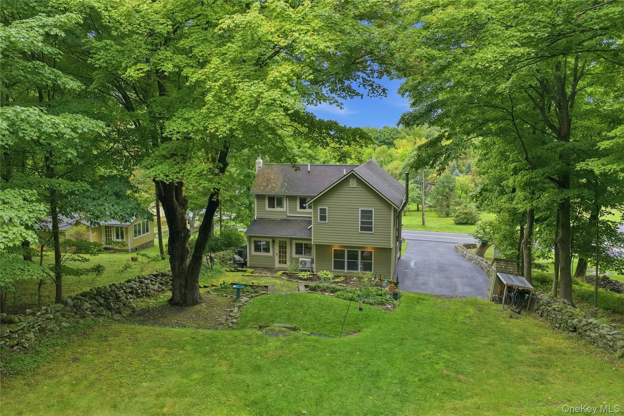 371 Crescent Avenue thumbnail 35